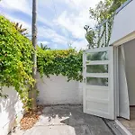 Peaceful 1Bd Flat W Private Gardenrondebosch