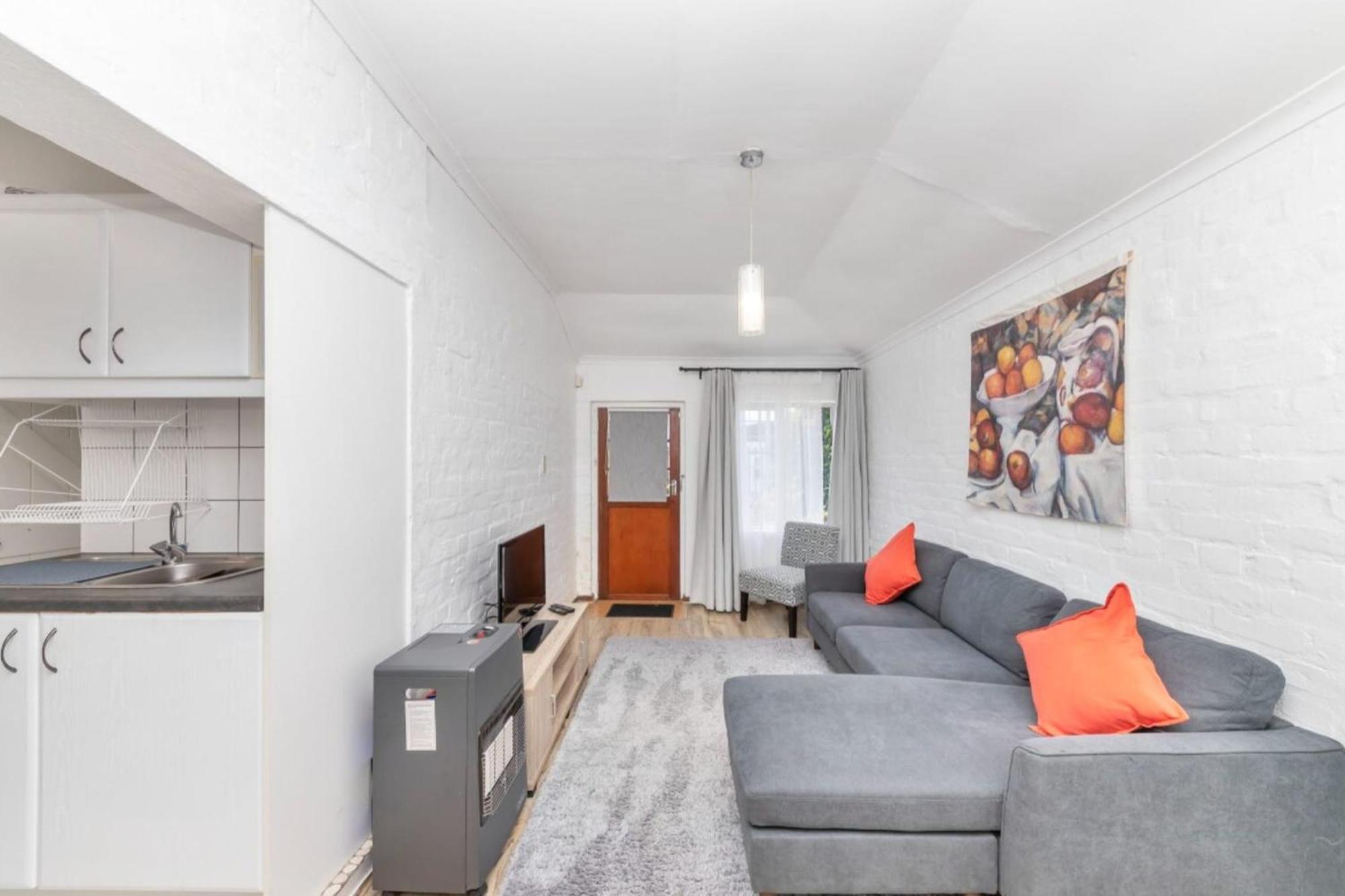 Peaceful 1bd Flat W Private Gardenrondebosch Apartment *
