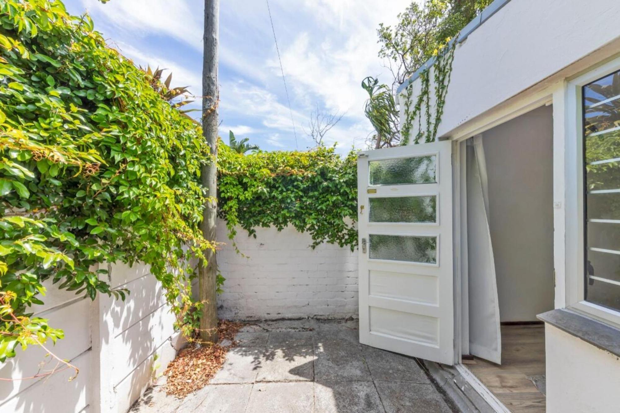 Peaceful 1bd Flat W Private Gardenrondebosch Cape Town