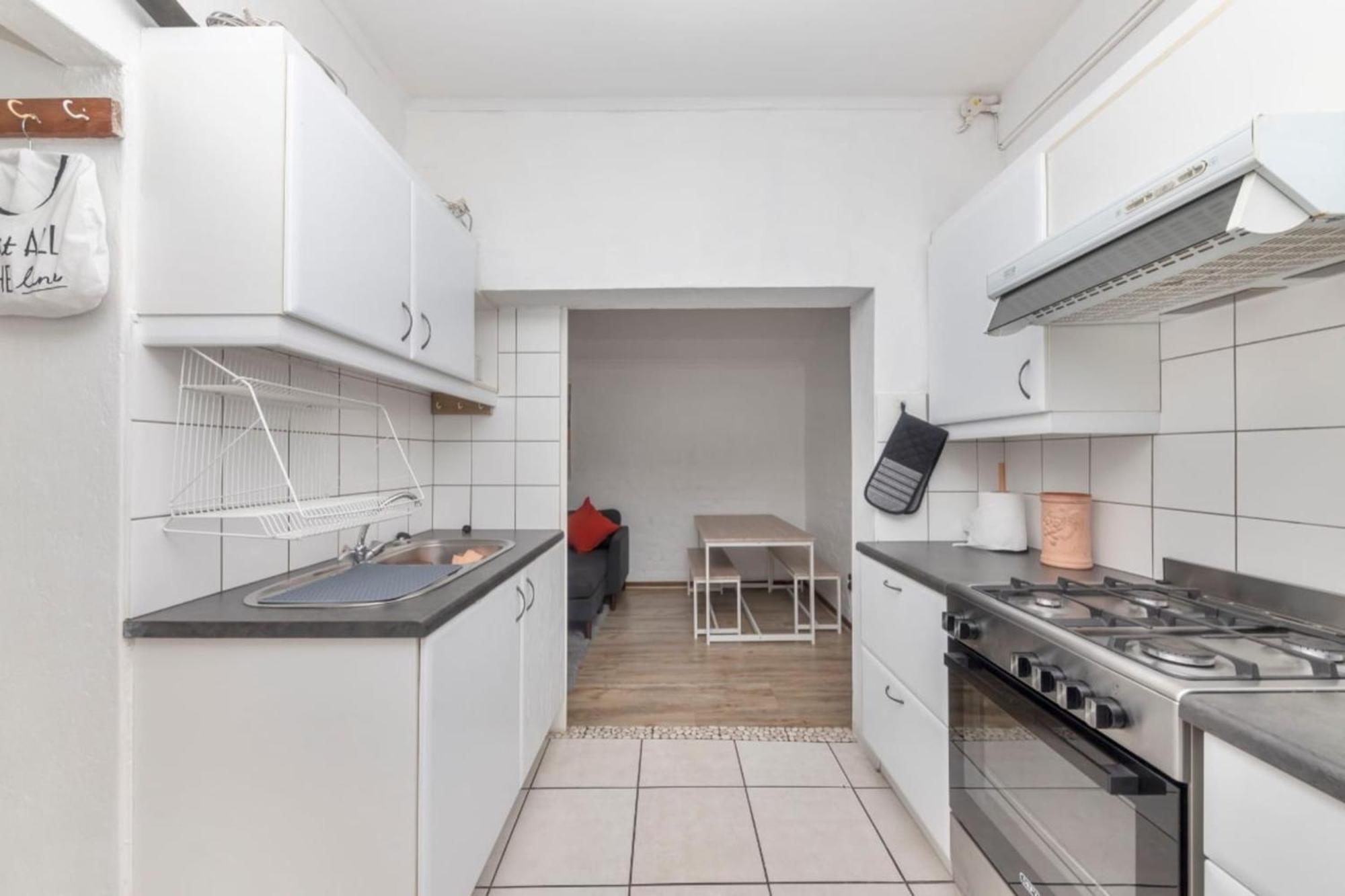 Peaceful 1bd Flat W Private Gardenrondebosch Apartment
