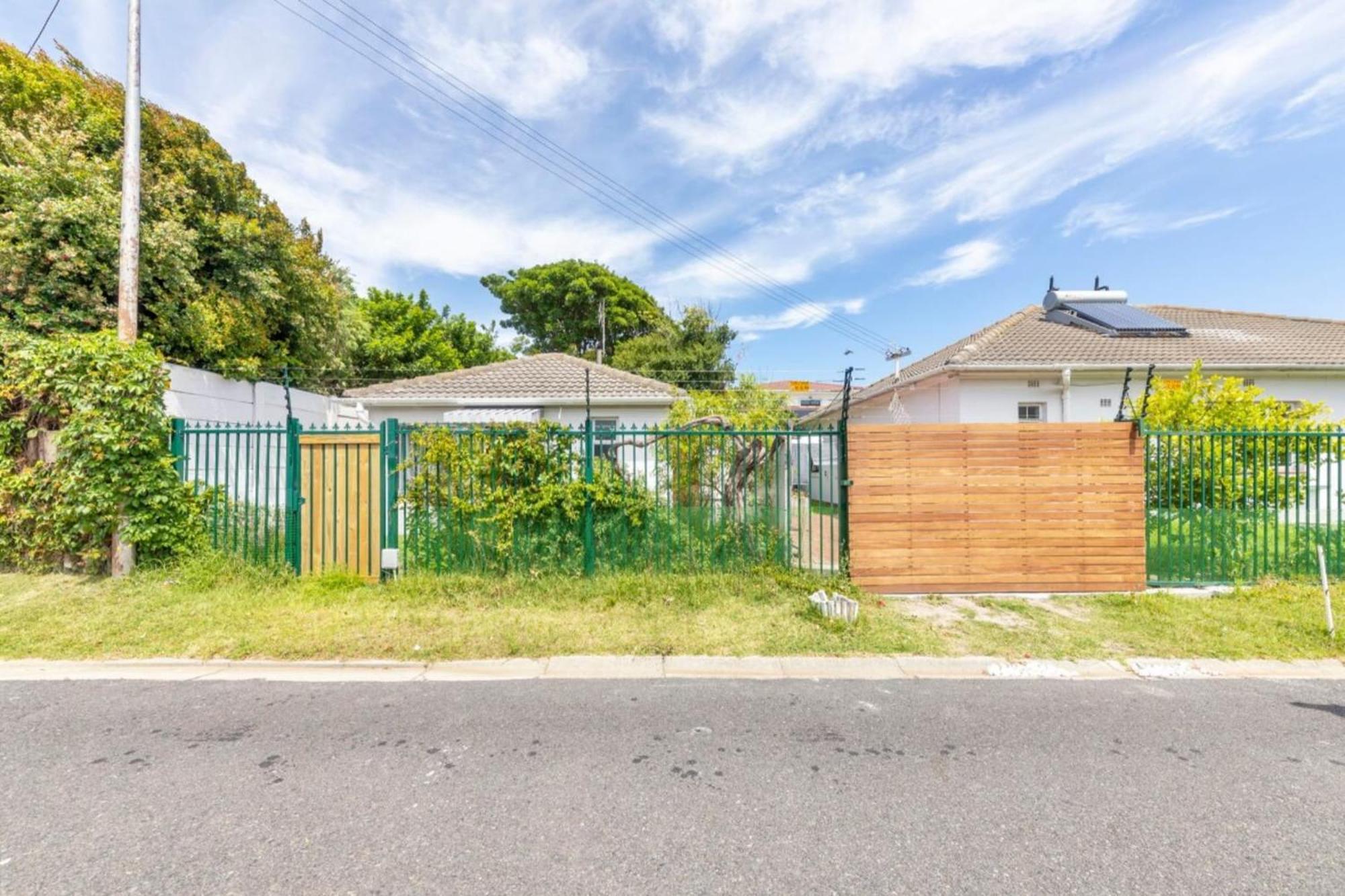 Peaceful 1bd Flat W Private Gardenrondebosch Apartment *